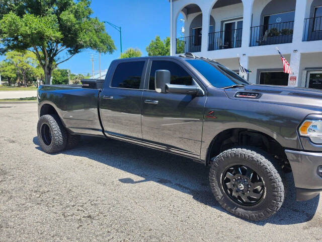 ram ram 3500 pickup 2021 3C63RRHLXMG687325 image ram ram 3500 pickup 2021 3C63RRHLXMG687325 image